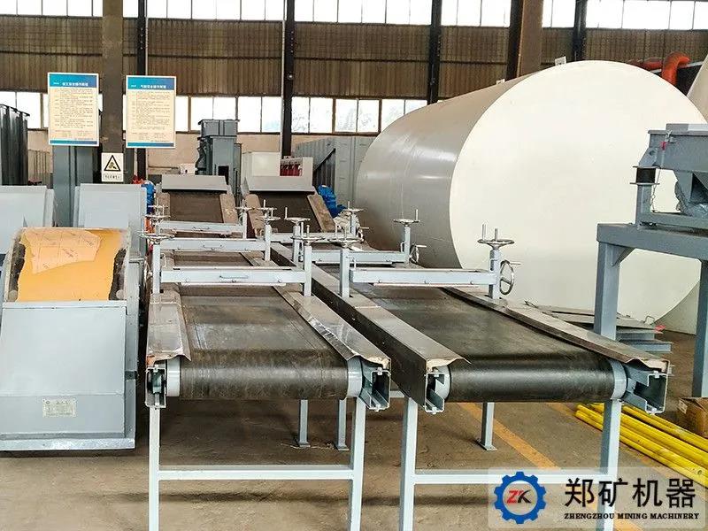 皮帶輸送機.jpg